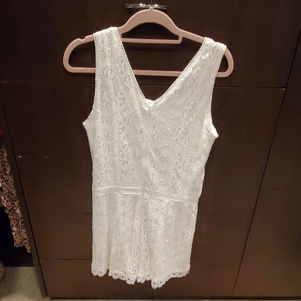 Romper - Picture 2 of 3